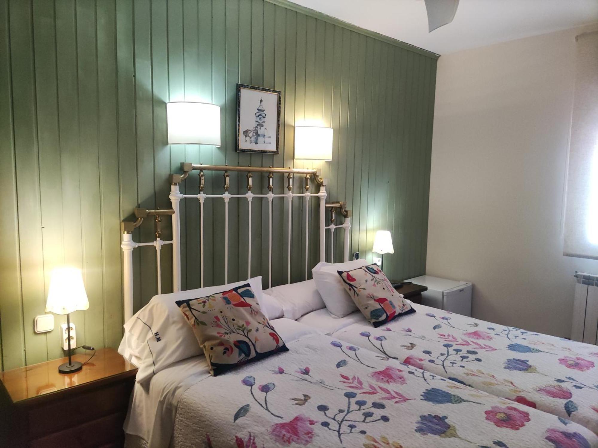Hostal Martin - Sanabria Ribadelago Luaran gambar